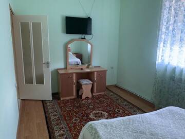 Фото номера Бюджетный двухместный номер с 1 кроватью Гостевой дом OnTheRoad B&amp;B г. Ехегнадзор 12