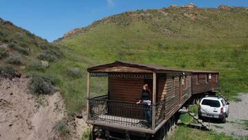 Фото номера Двухместный номер с 1 кроватью и балконом Гостевой дом Arpa Valley Cabin г. Ехегнадзор 6