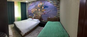 Фото номера Стандартный трехместный номер Гостевой дом Lada Guest House B&amp;B г. Ехегнадзор 7