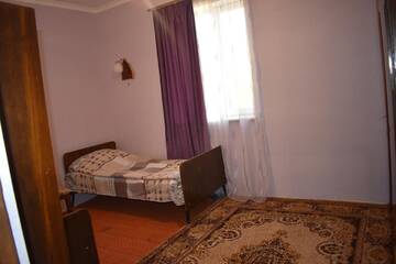 Фото Отели типа «постель и завтрак» Dadali Bed and Breakfast г. Ехегнадзор 2