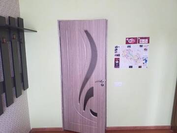 Фото номера Просторный двухместный номер с 2 отдельными кроватями Отели типа «постель и завтрак» Karine B&amp;B г. Ехегнадзор 7