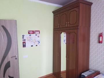 Фото номера Просторный двухместный номер с 2 отдельными кроватями Отели типа «постель и завтрак» Karine B&amp;B г. Ехегнадзор 8
